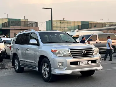 2014 Toyota Land Cruiser GXR GCC Specs