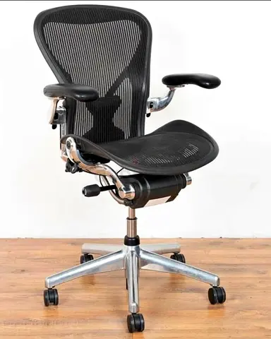 Herman Miller Aeron Office Chair Fully Options Excellent Condition With Lumber Support