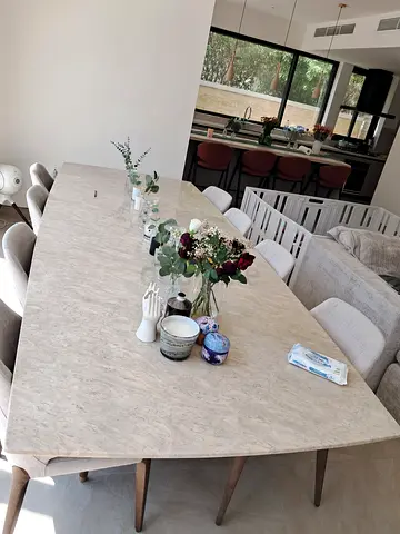 Dining table for sale
