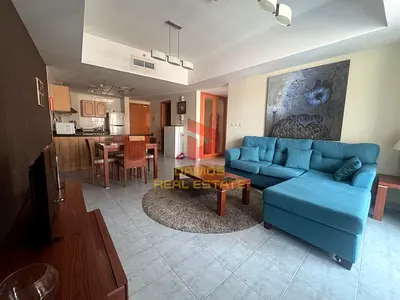 Extra large 1BR I 925.91 sqft I Prime Marina location
