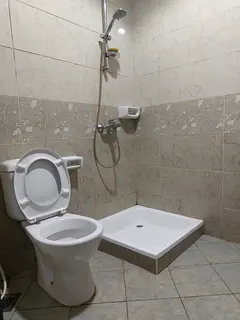 Studio apt. available for sharing