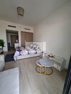 Exclusive | huge size | High Floor