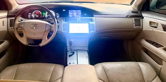 صورة 10 لـ 2009 Toyota AVALON