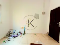 Lavish studio available in muwaliah full of family neat and clean room for contact Babar
