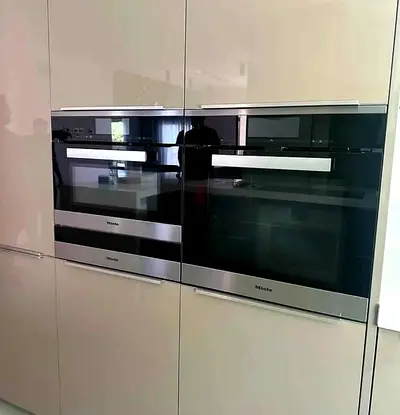 Miele series 6 built in 60cm Oven And Microwave combi oven set For Sale