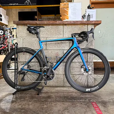 Basso Diamante SV Purple Blue Chameleon Road Bike