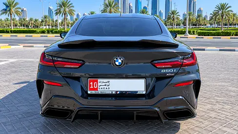 2019 BMW 8-SERIES — фото 4