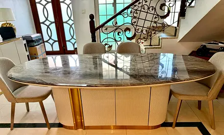 Dining set plus buffet table with mirror