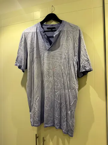 Drykorn Light blue cotton T-shirt with care label - good condition
