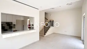 Corner Unit | Vacant | Family Location