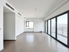 Mid Floor | Boulevard View | Vacant Now