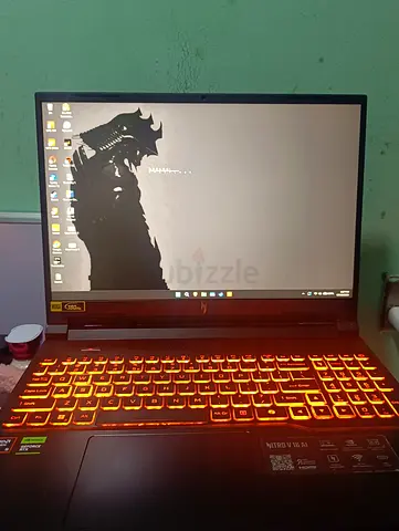 Acer Nitro V16 - rtx 5050 (8gb), AMD Ryzen 5, 16gb Ram, 512 ssd