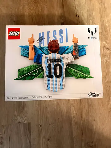 BARGAIN BRAND NEW LEGO 43018 EDITIONS LIONEL MESSI CELEBRATION