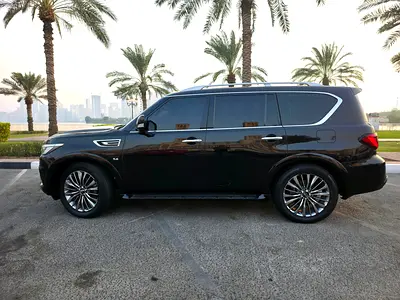 2018 Infiniti QX80 照片 3