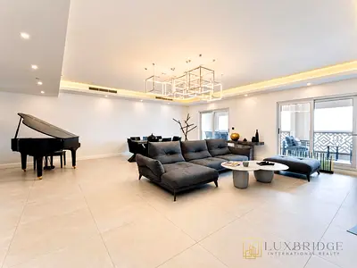 Luxurious | Sea View | Beach Front