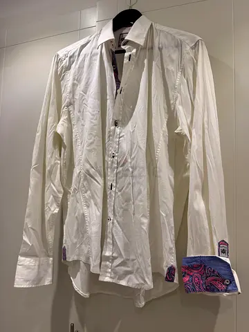 White Aragaza shirt , size XL, gently used