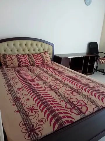 Spacious Private Room for Hindu Couple / Family – Prime Location