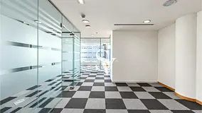 VACANT | PREMIUM FITTED | HIGH FLOOR | VASTU