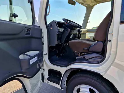 2026 Toyota COASTER 缩略图 13