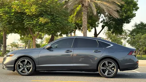 صورة 9 لـ 2023 Honda ACCORD