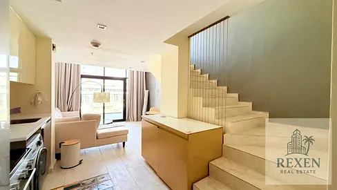 Duplex 1BR Apartment l Vacant l Huge Layout