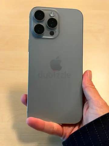 iPhone 16 Pro Max - 256GB - Silver (Perfect condition, zero scratches, battery health 90%)