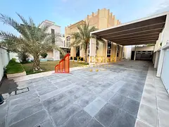 COMMERCIAL MAIN BEACH ROAD 5BR+MAIDS+DRIVER