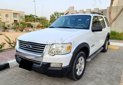 Ford Explorer 2007 XLT GCC Specs, Leather seats, Accidents free