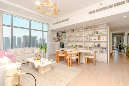 Luxury Upgraded | Fully Furnished | Contemporary