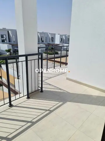 Contemporary Community Living-Wide Range Facilities