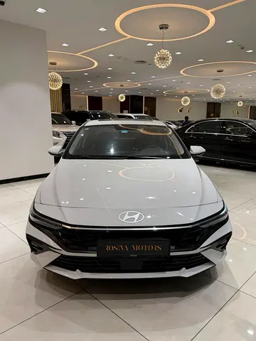 Hyundai Elantra 2025 Chinese Specs