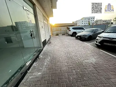 محل للإيجار في الروضة 2 مساحة 650 قدم وخدمات