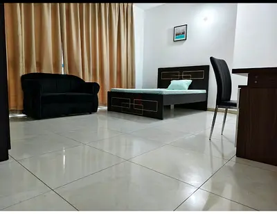 FULL FURNISHED ELEGANCE ROOM - PROFESSIONAL
