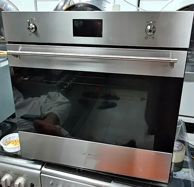 Smeg Built-in stainless steel electric oven - good working condition