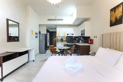 Excellent Unit | High floor | Ready to Move | Prime Location
