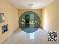 Large space / Prime and vibrant location / Close to services and amenities