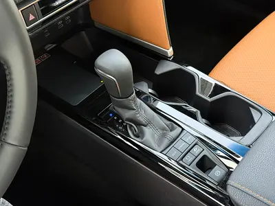 صورة مصغرة 12 لـ 2026 Toyota CAMRY