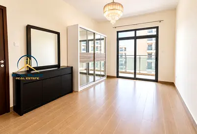 CHILLER FREE | SPACIOUS | ELEGANT |BIGGEST LAYOUT