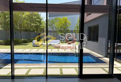 Corner Signature With lift | Close to the Mall