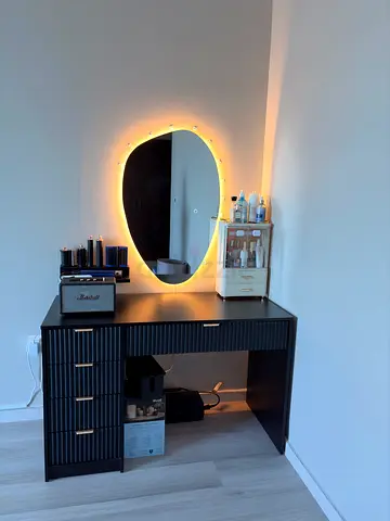 Dresser & Mirror with LED