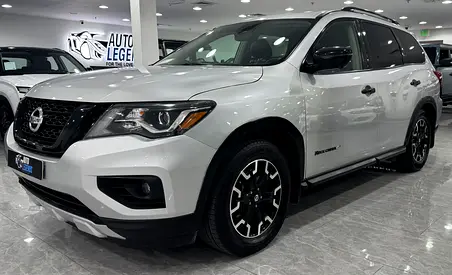 2020 Nissan Pathfinder SL - 1 Year Warranty Included