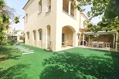 Meticulously Maintained | Corner | Furnished