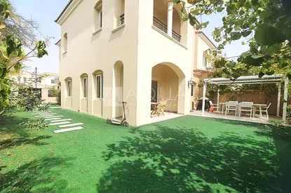 Meticulously Maintained | Corner | Furnished