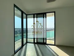A well-appointed 1-bedroom apartment with a living room and beautiful sea view is available for annu