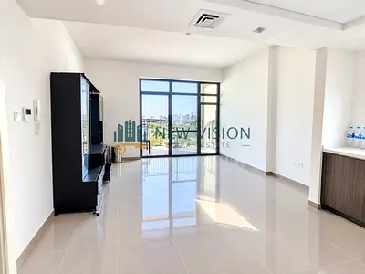 Unfurnished 1BR Apartment with Shared Pool Access