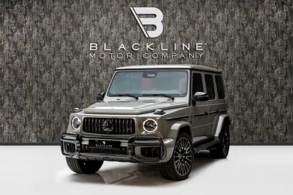 BUY NOW, PAY 2027 | THE BLACKLINE STANDARD | 2031 Mercedes Warranty & Service Contract, Low KMs, GCC