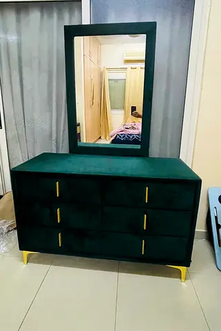 Dark Green Velvet Dresser with Mirror and 6 drawers with Gold Accents