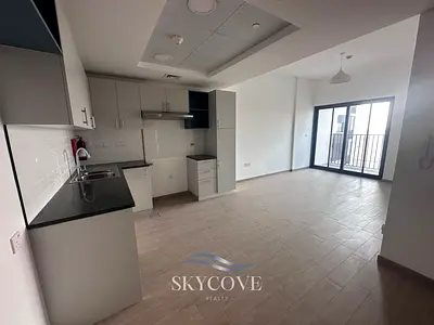 Vacant on Transfer |Exclusive for Sale| Near Metro
