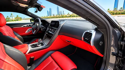 2019 BMW 8-SERIES — фото 7