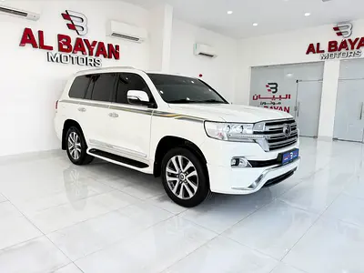 Toyota Land Cruiser 2018 VXR GCC تويوتا لاند كروزر VXR 5.7 خليجي 2018 ‏بدون صبغ أو حوادث فل اوبشن